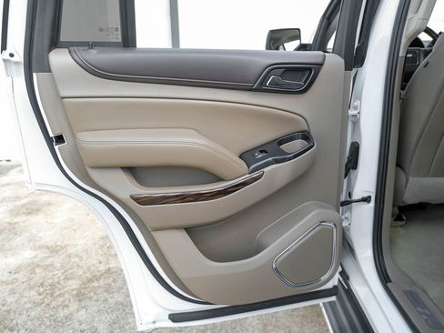 Used 2018 GMC Yukon SLT w/ Open Road Package image 42