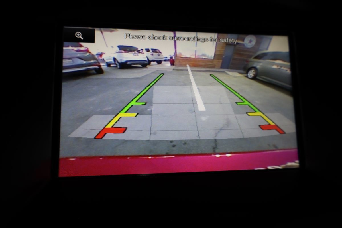 Used 2012 Ford Focus Titanium FWD image 24