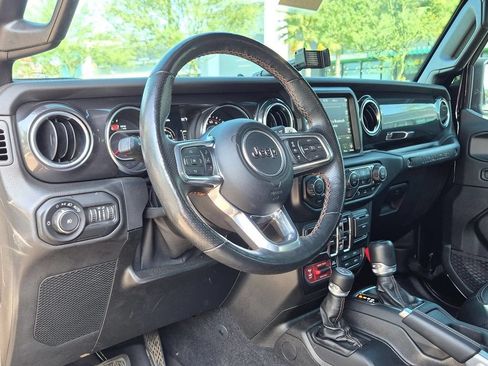 Used 2021 Jeep Wrangler Unlimited Rubicon AWD/4WD image 12