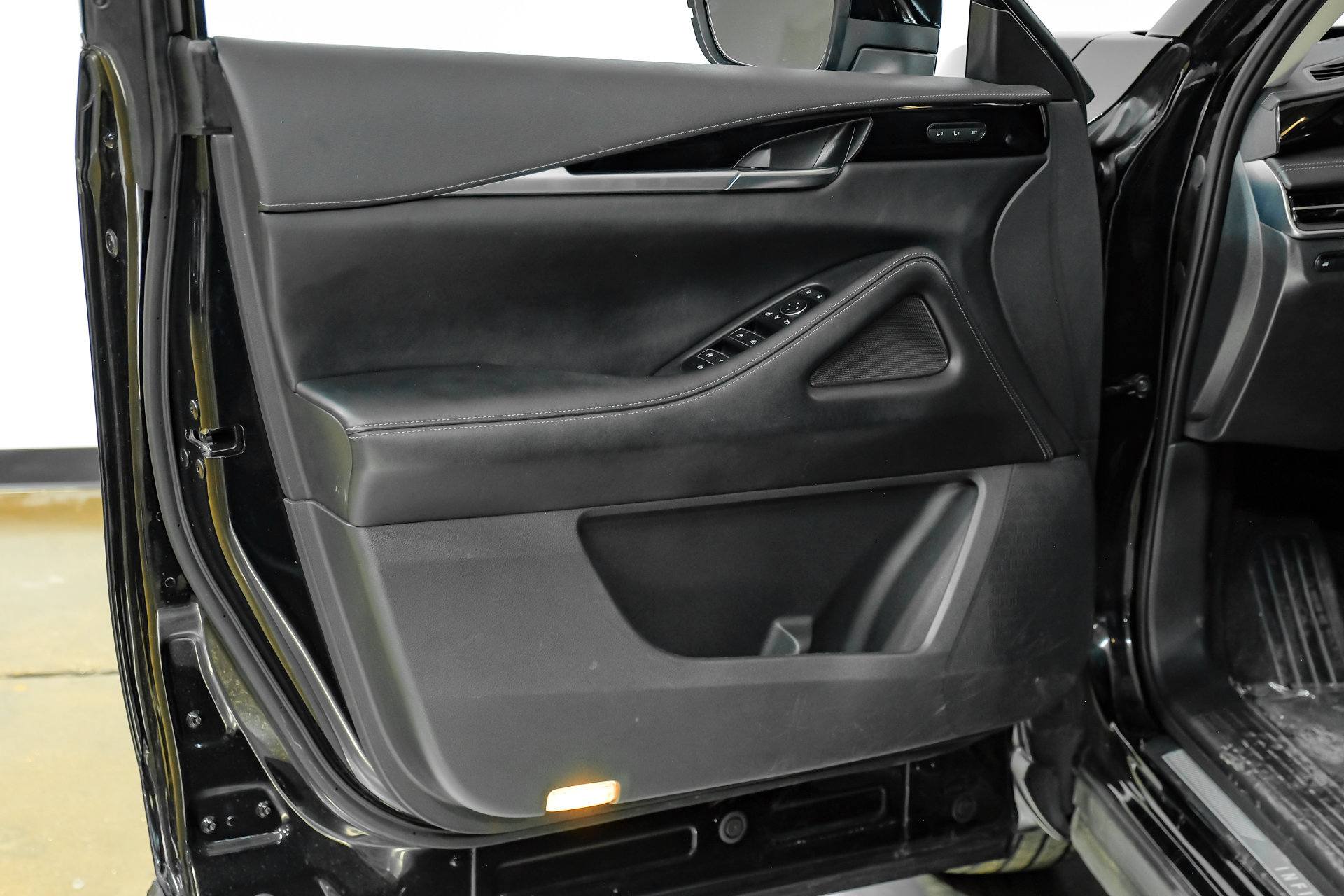 Used 2024 INFINITI QX60 Pure FWD image 45