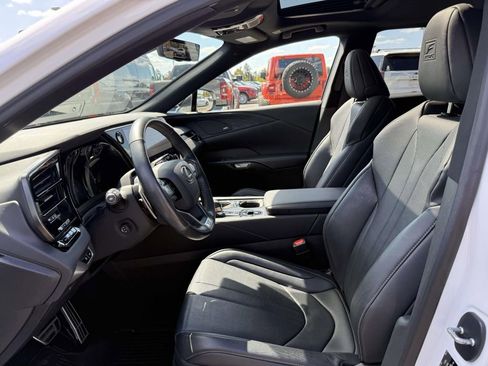 Used 2024 Lexus RX 350 F Sport image 12