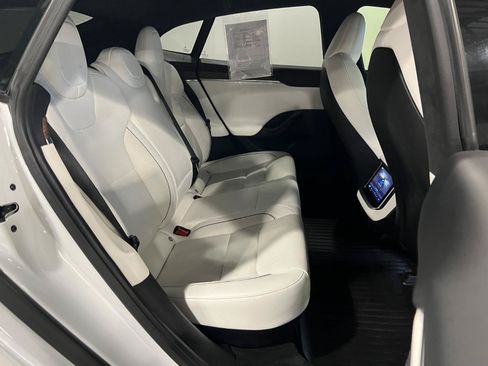 Used 2021 Tesla Model S Plaid AWD/4WD image 38
