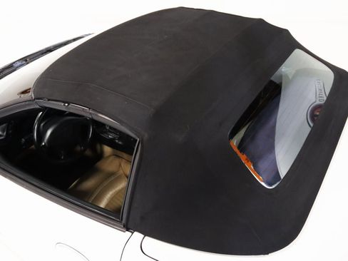 Used 2004 Chevrolet Corvette w/ Preferred Equipment Group image 18