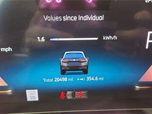 Used 2024 BMW iX xDrive50 w/ Sport Package image 39