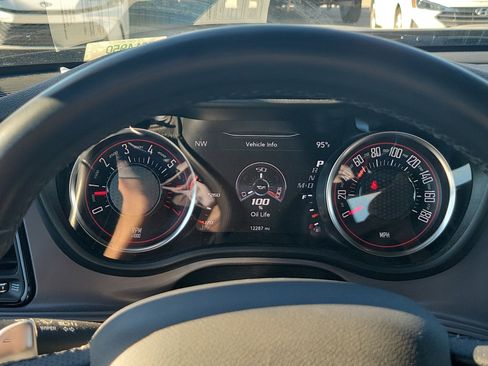 Used 2023 Dodge Challenger R/T Scat Pack image 27