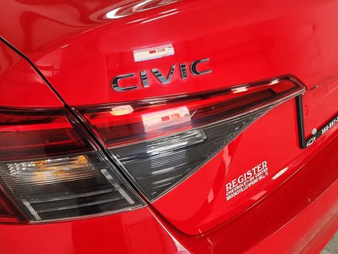 Used 2023 Honda Civic Sport image 13