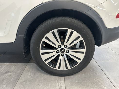 Used 2015 Kia Sportage EX image 4