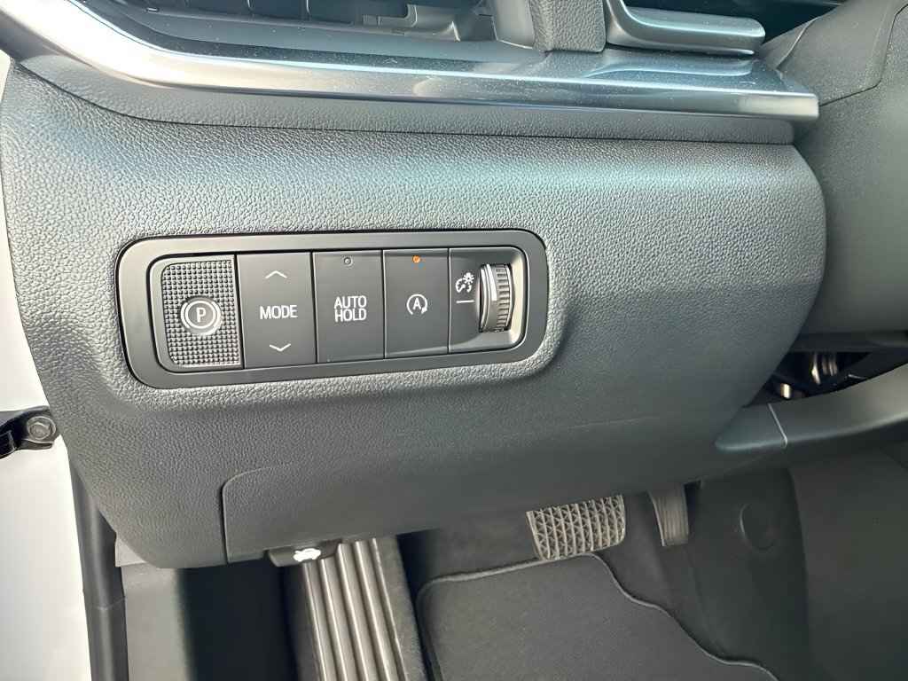 New 2027 GMC Terrain Elevation FWD image 24