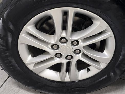 Used 2020 Buick Enclave Essence image 7