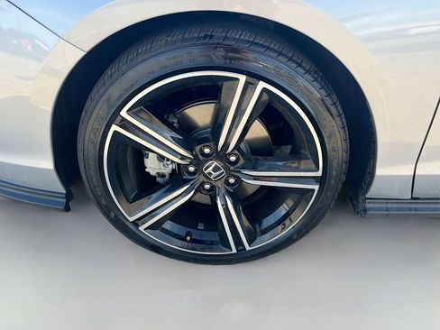 Used 2023 Honda Accord Sport image 31