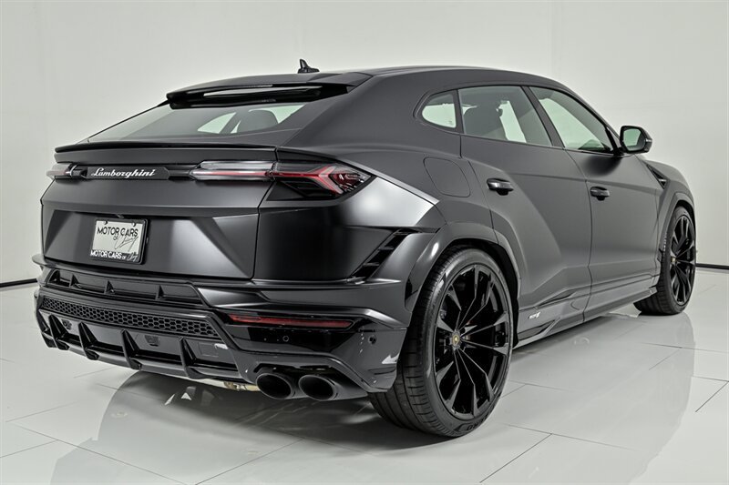 Used 2023 Lamborghini Urus S AWD/4WD image 16