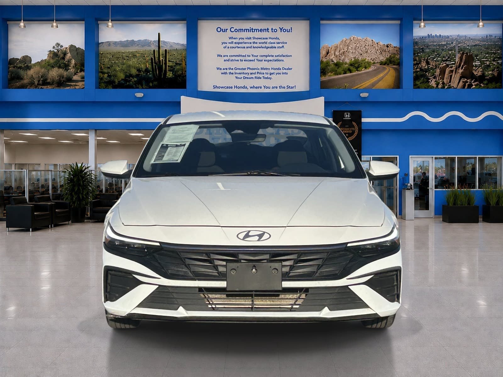 Used 2024 Hyundai Elantra SEL FWD image 5