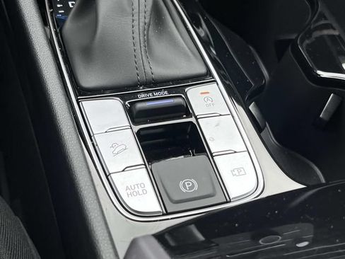 Certified 2025 Hyundai Tucson SE FWD image 30