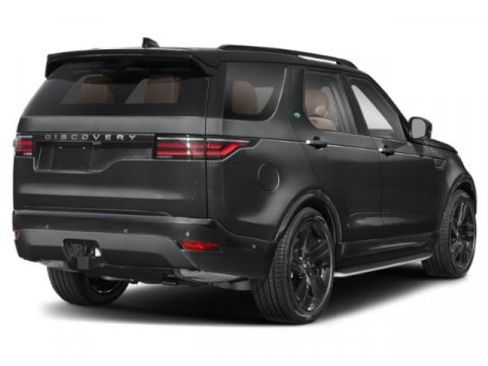 New 2026 Land Rover Discovery Dynamic SE image 2