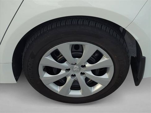 Certified 2025 Toyota Corolla LE FWD image 6