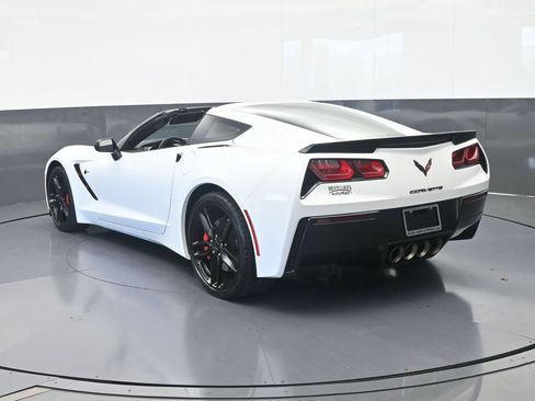 Used 2016 Chevrolet Corvette Stingray Coupe w/ Battery Protection Package RWD image 4