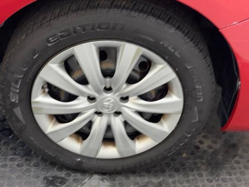 Used 2012 Toyota Corolla LE FWD image 8