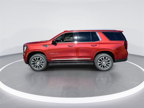 New 2026 GMC Yukon Denali w/ Sun & Power Step Package image 5