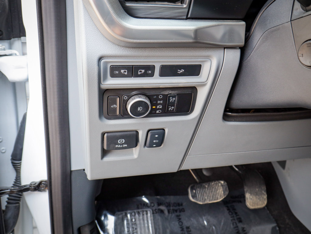Used 2024 Ford F150 Lariat w/ Equipment Group 502A High AWD/4WD image 21