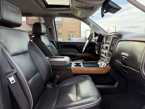 Used 2019 Chevrolet Silverado 3500 High Country w/ Duramax Plus Package image 27