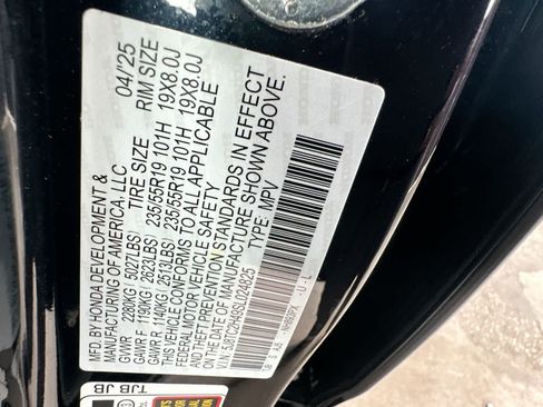 Used 2025 Acura RDX SH-AWD image 29