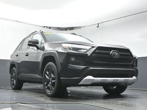 Used 2024 Toyota RAV4 Adventure image 31