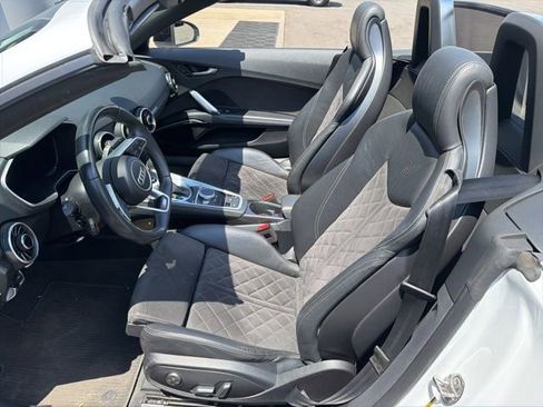 Used 2018 Audi TT 2.0T w/ Technology Package AWD/4WD image 4