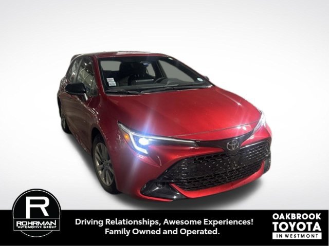 Used 2026 Toyota Corolla SE FWD image 2