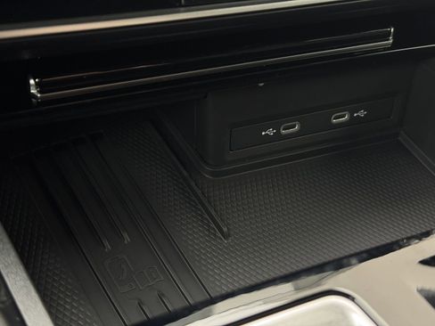 New 2026 Volkswagen Atlas Cross Sport SE image 21