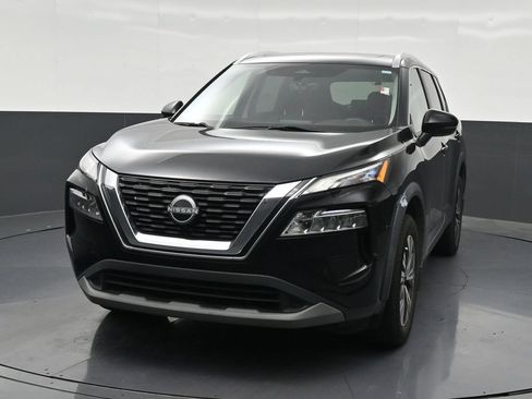 Used 2022 Nissan Rogue SV w/ SV Premium Package FWD image 9
