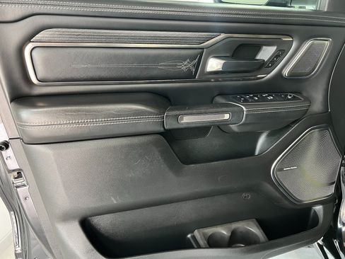 Used 2019 RAM 1500 Limited AWD/4WD image 8