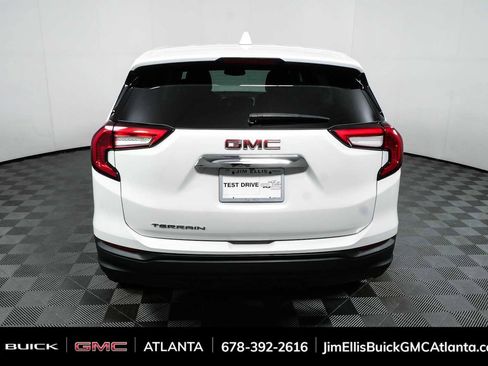 Used 2023 GMC Terrain SLE FWD image 26