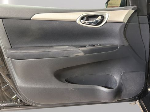Used 2014 Nissan Sentra SV FWD image 21