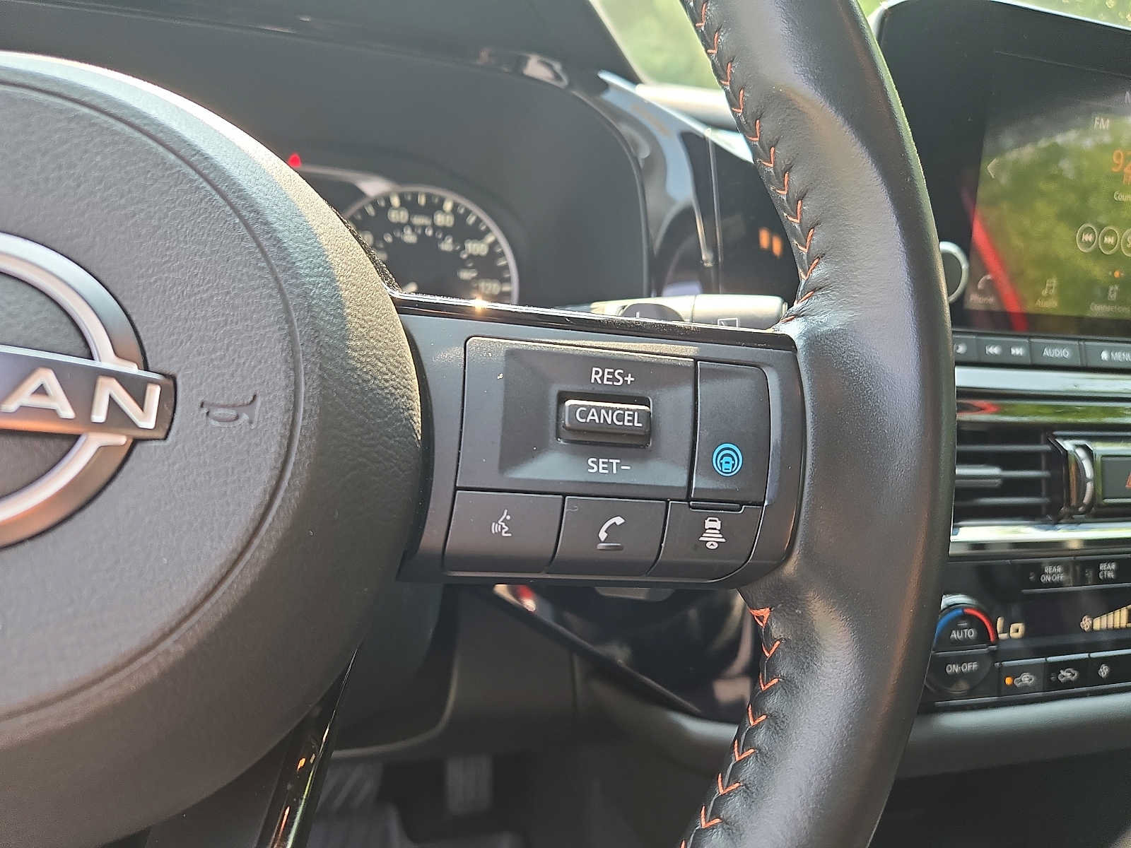 Used 2023 Nissan Pathfinder Rock Creek AWD/4WD image 22