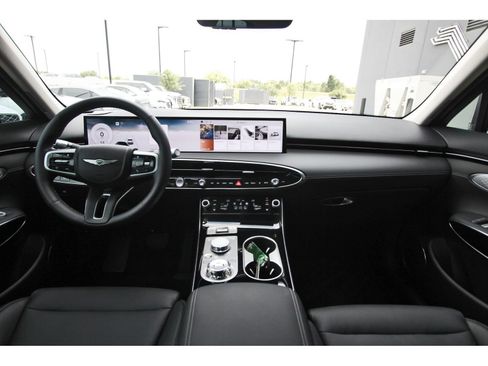 Used 2026 Genesis GV70 2.5T AWD/4WD image 11