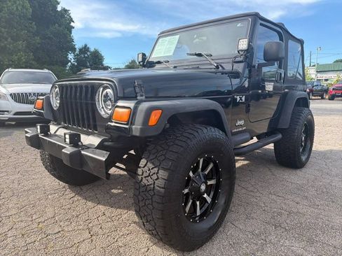 Used 2005 Jeep Wrangler X AWD/4WD image 2