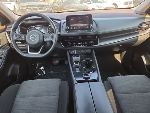 Used 2021 Nissan Rogue SV AWD/4WD image 23