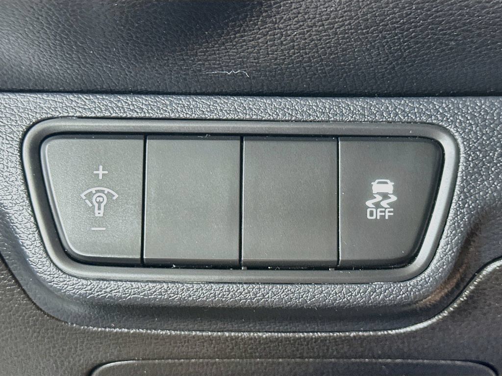 Used 2023 Kia Forte LX FWD image 23