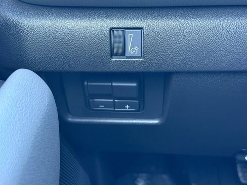 Used 2024 Chevrolet Colorado ZR2 w/ ZR2 Convenience Package III image 36