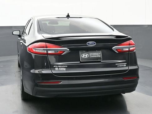 Used 2019 Ford Fusion Titanium image 4