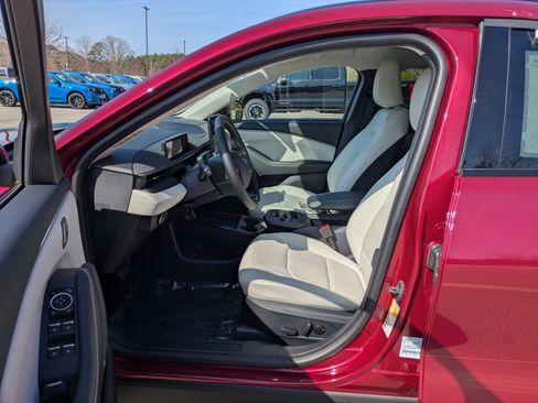 Certified 2025 Ford Mustang Mach-E Premium image 13