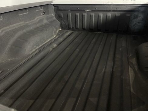 Used 2024 Nissan Frontier S w/ S Utility Package image 20