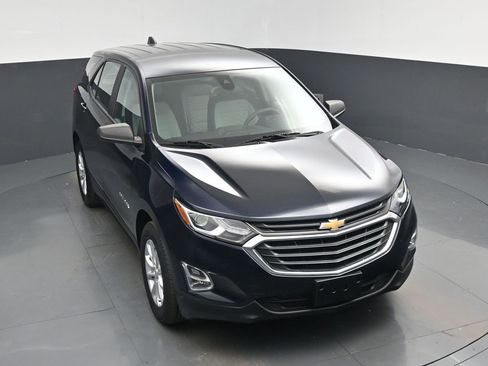 Used 2021 Chevrolet Equinox LS image 41