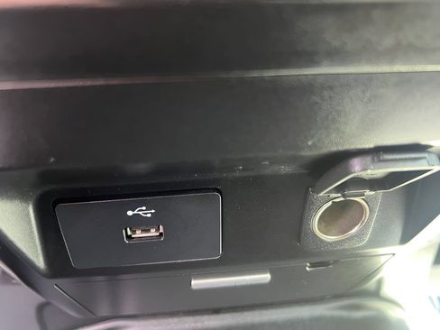 Used 2018 Ford F150 XLT AWD/4WD image 22