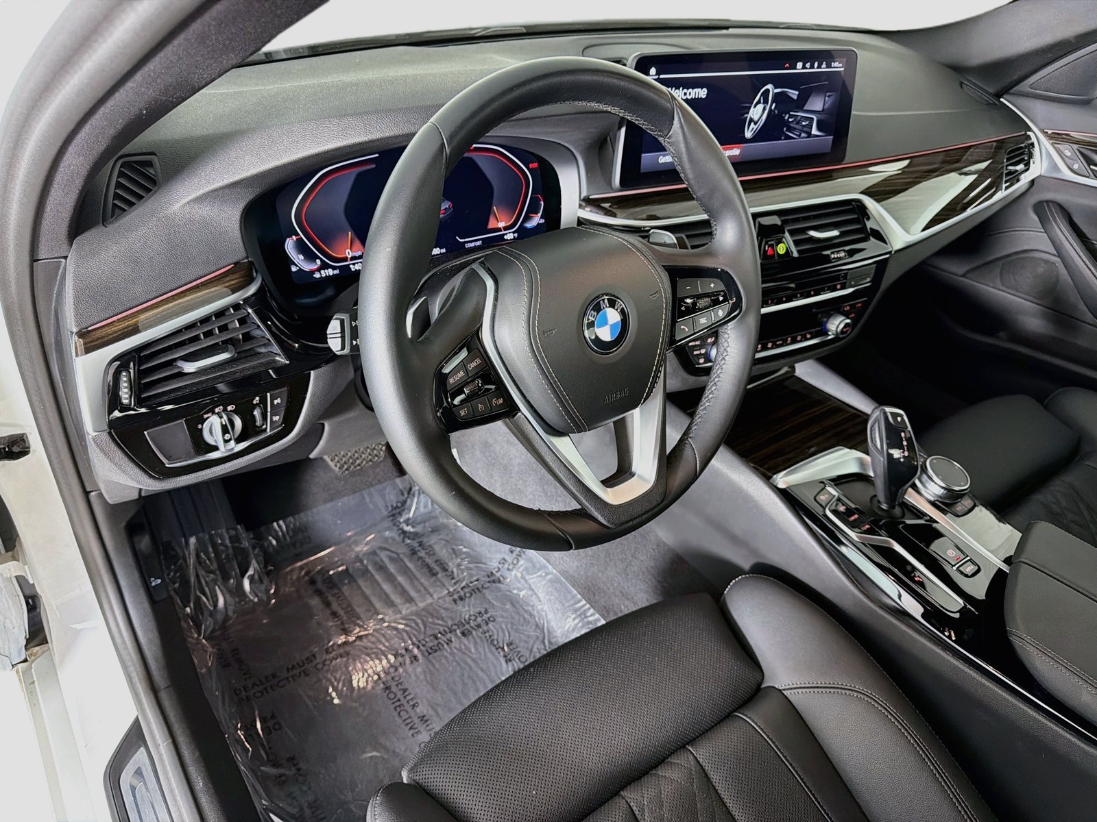 Used 2023 BMW 530i w/ Convenience Package RWD image 9