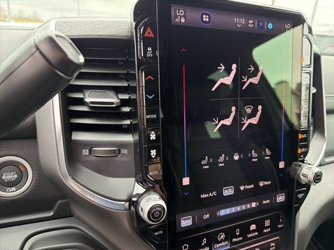 New 2026 RAM 3500 Laramie AWD/4WD image 42