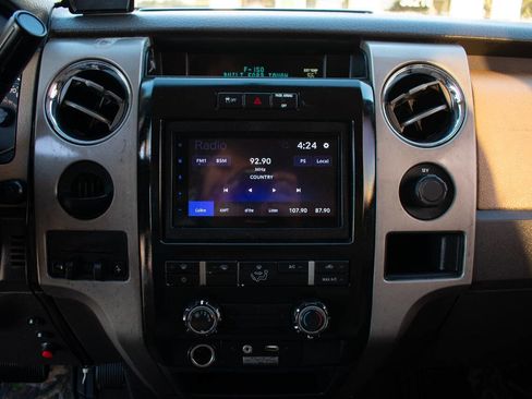 Used 2011 Ford F150 XLT w/ XLT Chrome Pkg image 19