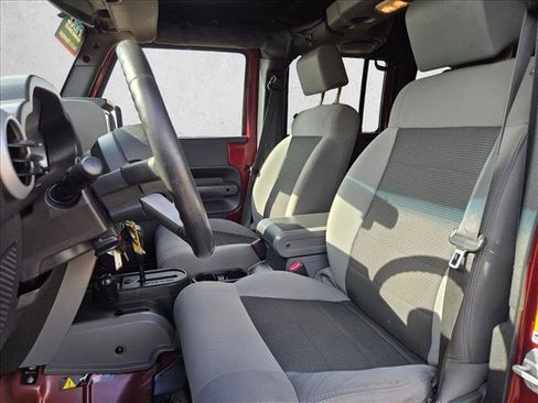 Used 2010 Jeep Wrangler Unlimited Sahara w/ Trailer Tow Group image 15