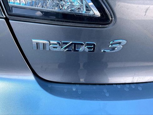 Used 2013 MAZDA MAZDA3 i Sport FWD image 10