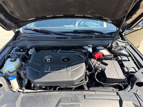 Used 2019 Lincoln MKZ Premiere image 12